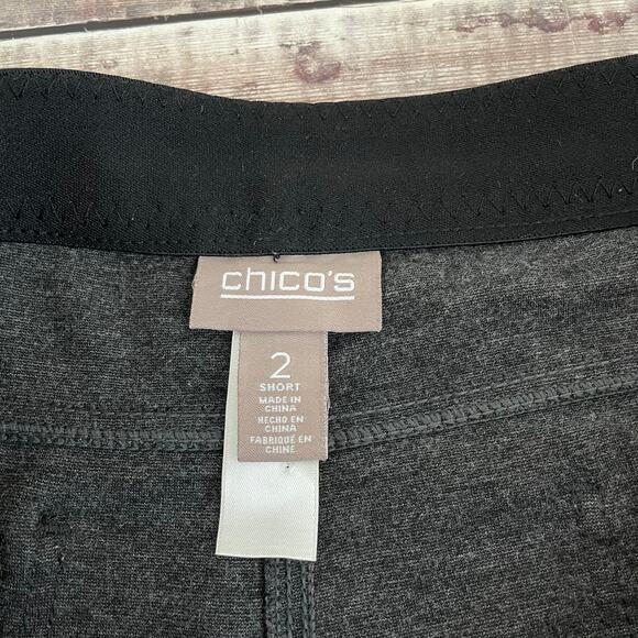 Chicos Size 2 Short (12) Faux Pocket Pants Charcoal Gray Stretch Straight Leg - Picture 3 of 11